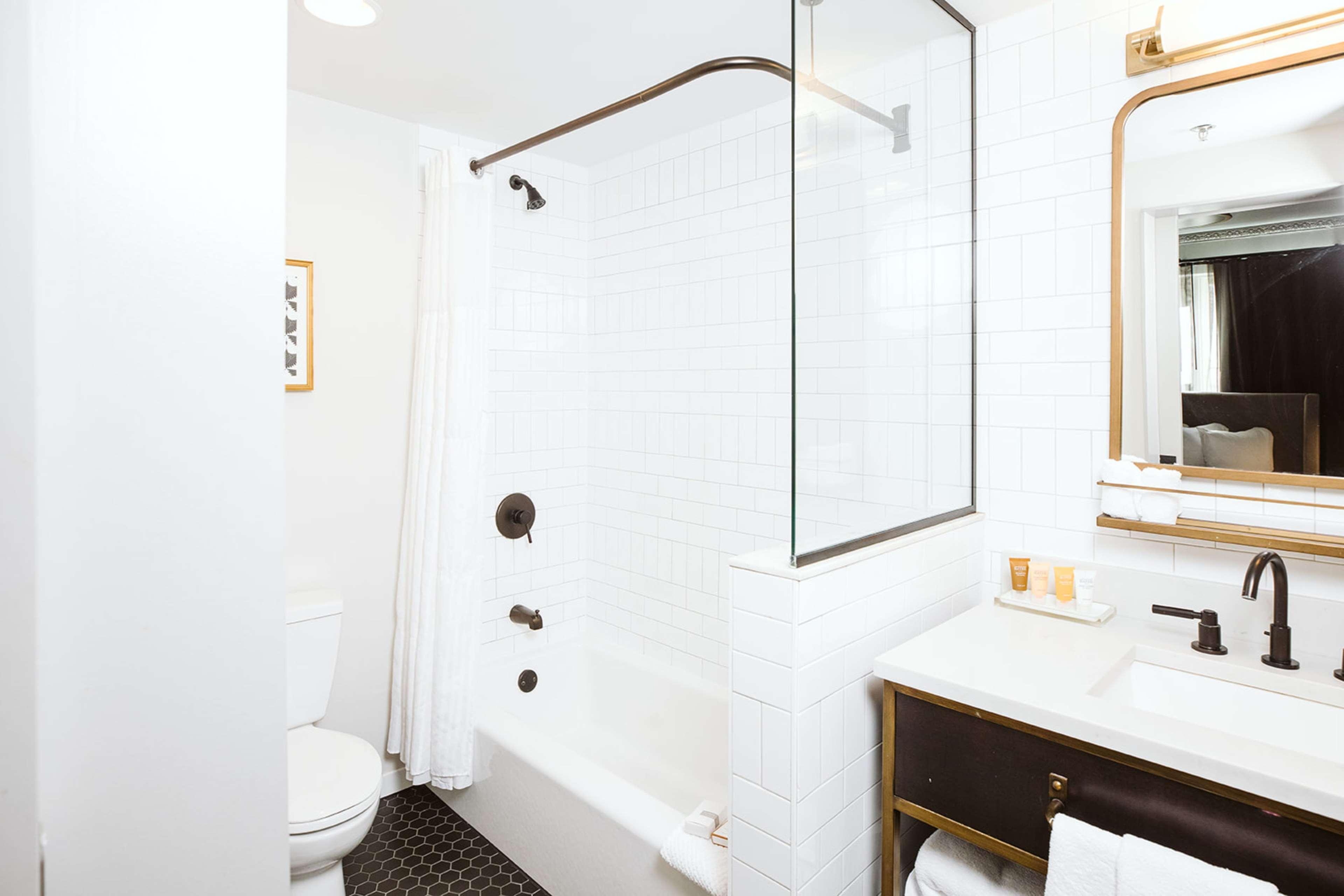 Hotel Phillips Kansas City, Curio Collection By Hilton Екстер'єр фото