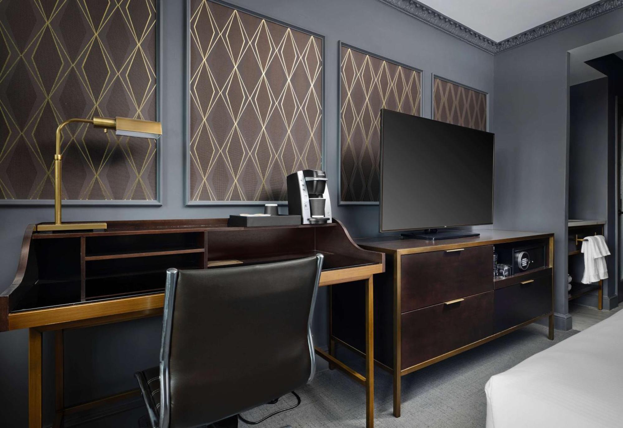 Hotel Phillips Kansas City, Curio Collection By Hilton Екстер'єр фото